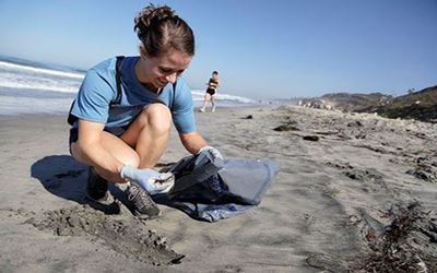 beach cleanup